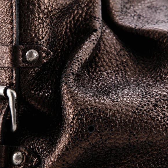 Louis Vuitton XS Crossbody Bag Mahina Leather - Picture 6 of 7